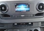 Mercedes-Benz Sprinter 14