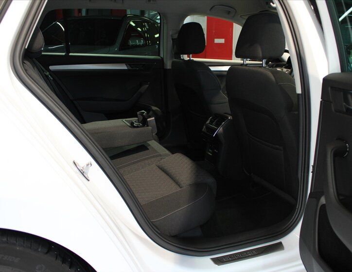 Škoda Superb Kombi 2,0 l 110 kw