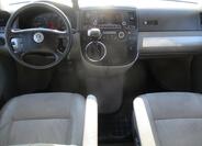 Volkswagen Multivan 13