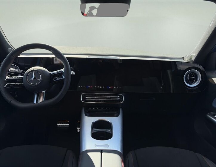 Mercedes-Benz GLB SUV / Terénní 0,0 260 kw