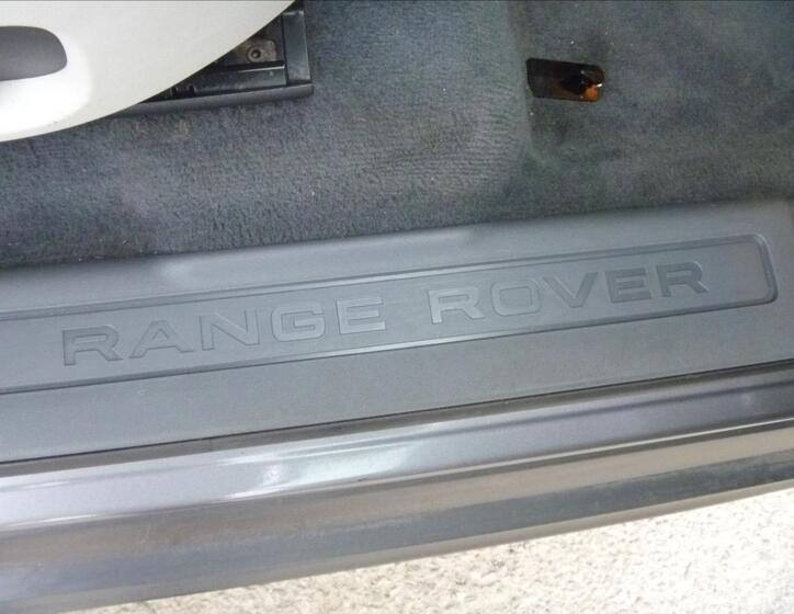 Land Rover Range Rover Evoque 40