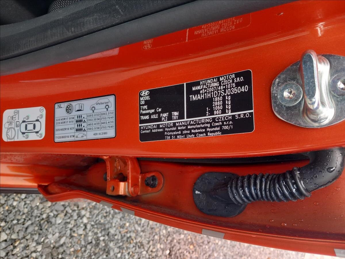 Hyundai i30 Hatchback 1,5 l 103 kw