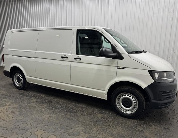 Volkswagen Transporter 11