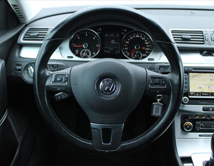 Volkswagen Passat Kombi 2,0 l 103 kw