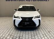 Lexus UX 300h 4