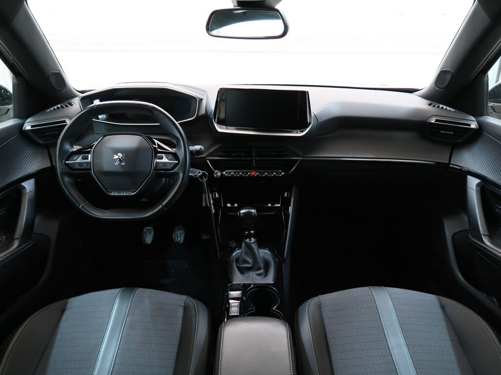 Peugeot 2008 SUV 1,2 l 74 kw