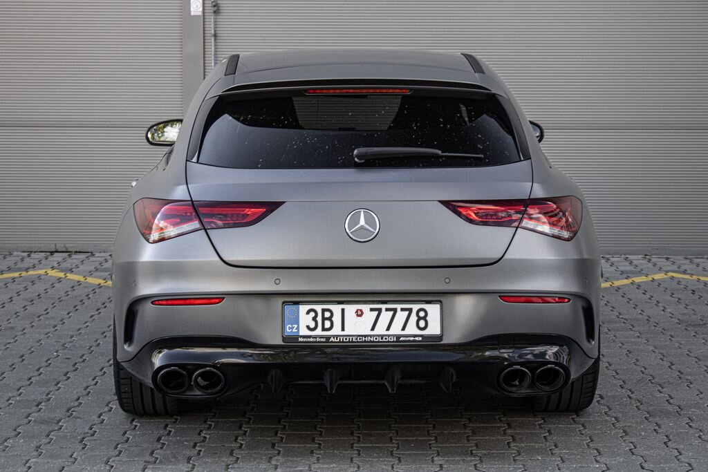 Mercedes-Benz CLA Kombi 2,0 l 321 kw