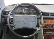 Mercedes-Benz 124 Kupé 3,0 l 162 kw