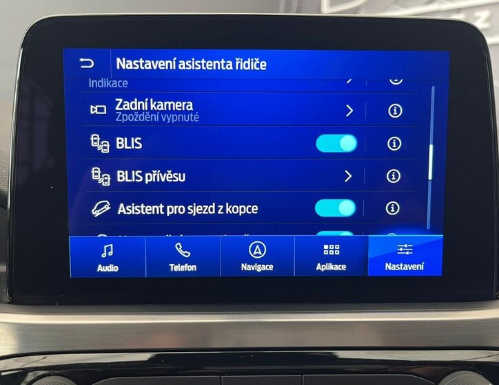 Ford Kuga SUV / Terénní 2,5 l 140 kw