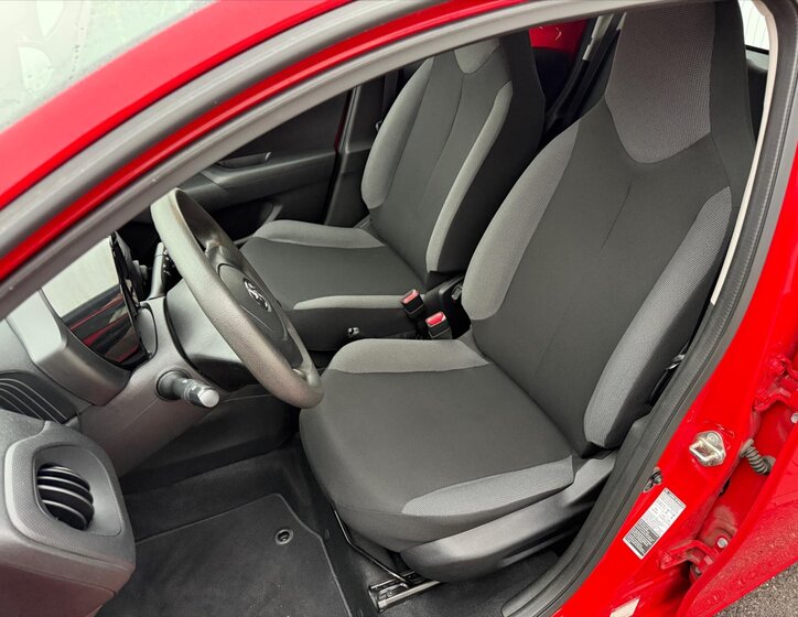 Toyota Aygo Hatchback 998,0 51 kw