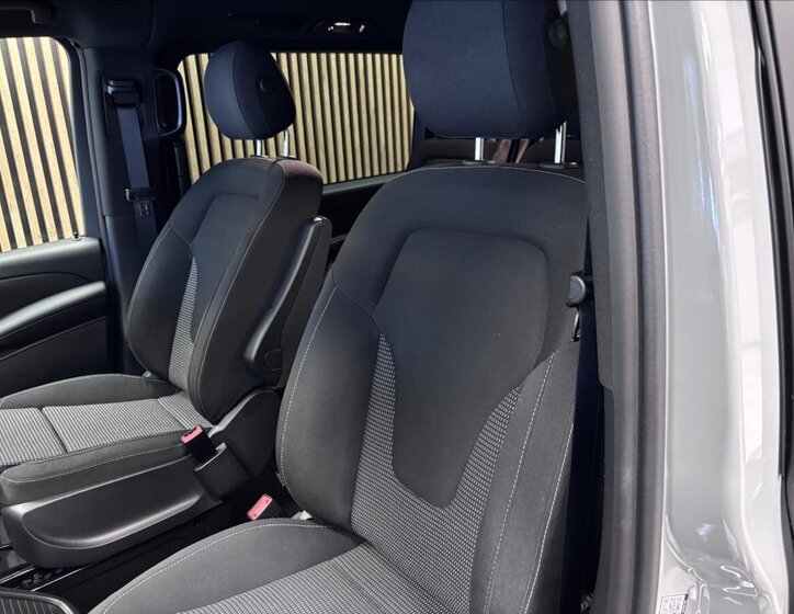 Mercedes-Benz Třídy V Kombi 2,0 l 174 kw