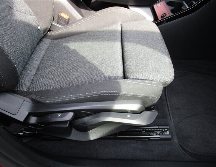 BMW X1 Kombi 1,5 l 110 kw