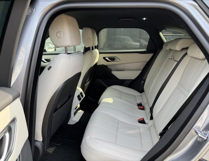 Land Rover Range Rover Velar SUV / Terénní 3,0 l 221 kw