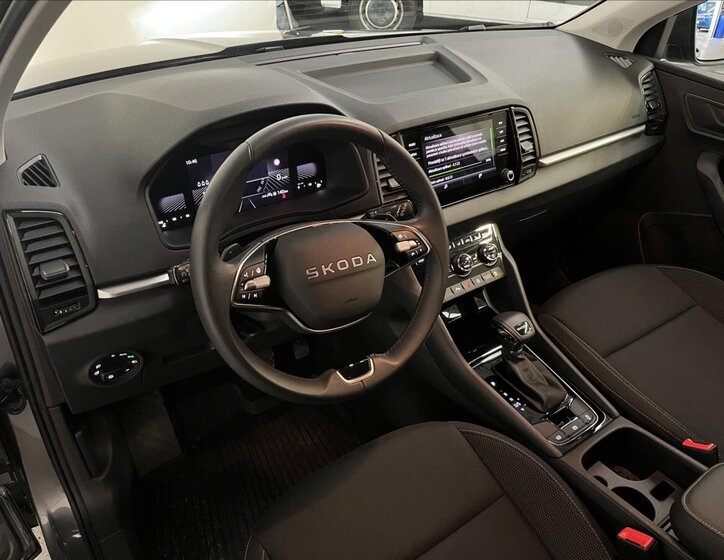 Škoda Karoq SUV / Terénní 1,5 l 110 kw
