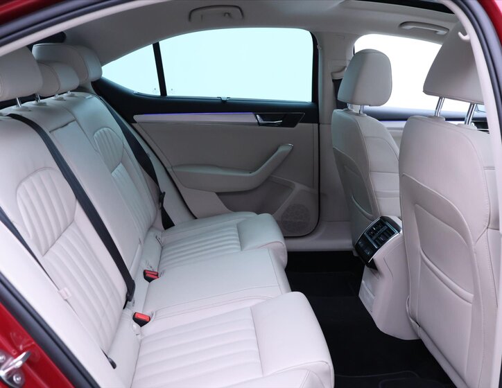 Škoda Superb Liftback 2,0 l 206 kw