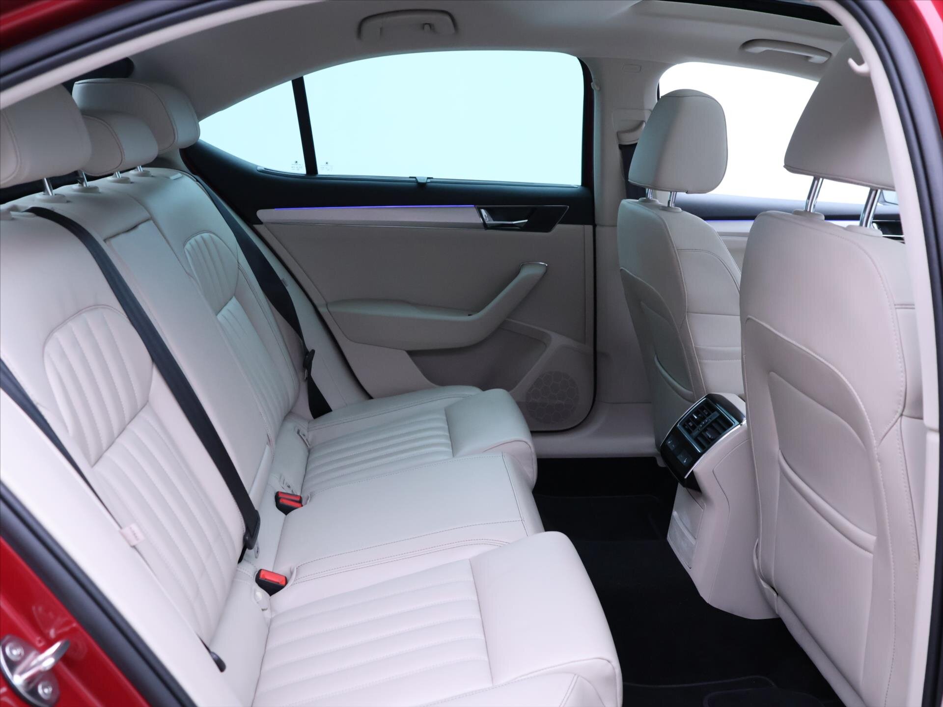 Škoda Superb Liftback 2,0 l 206 kw