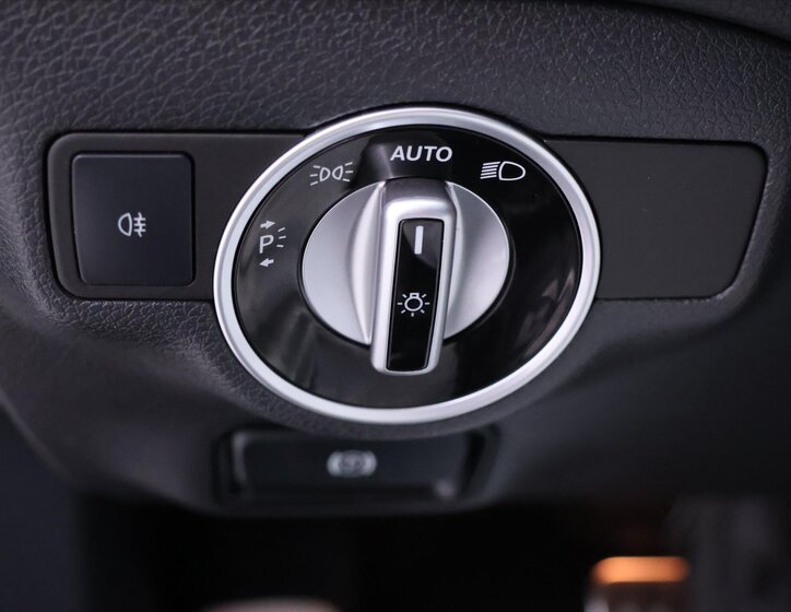 Mercedes-Benz CLA Kombi 2,0 l 155 kw