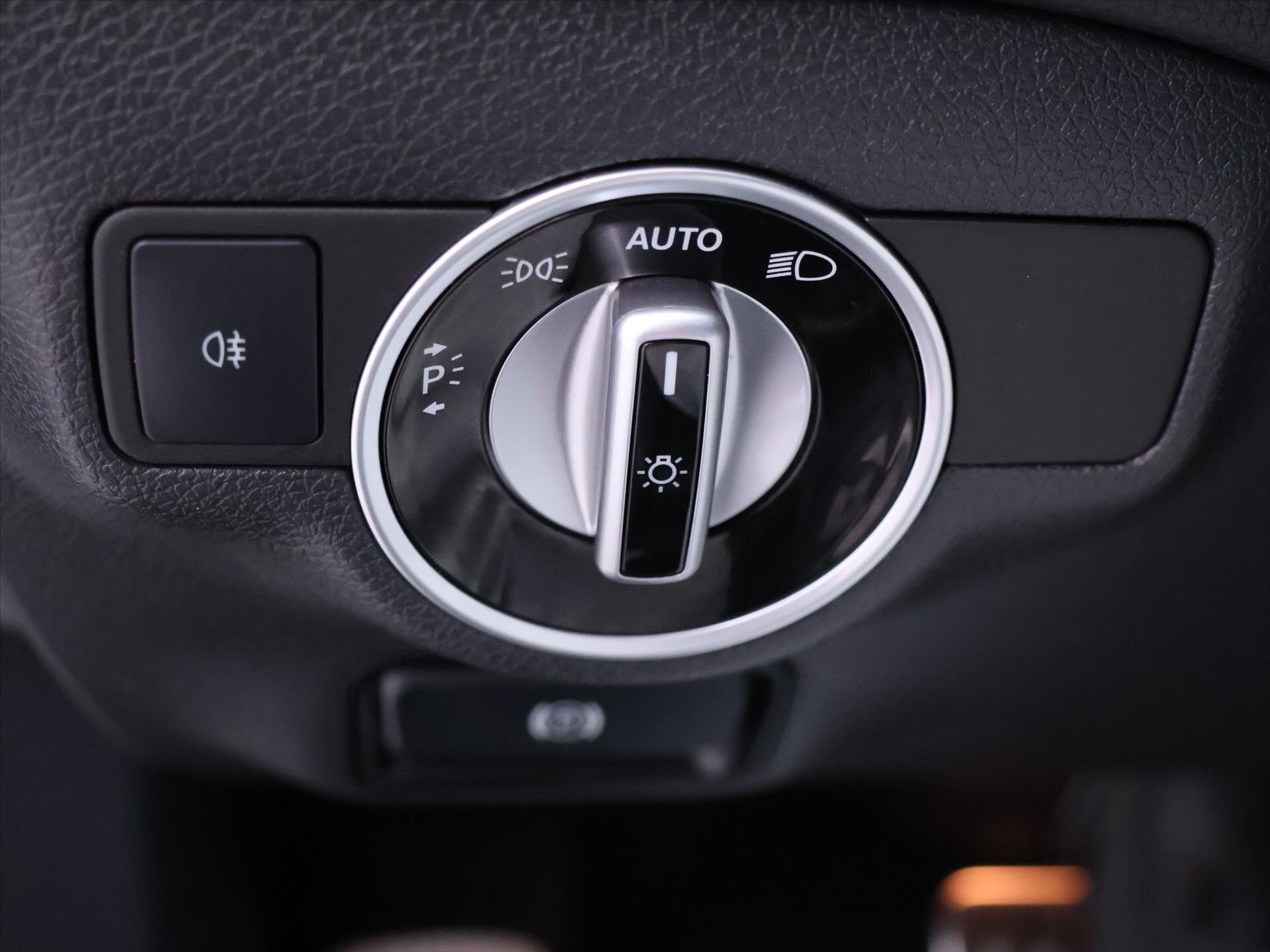 Mercedes-Benz CLA Kombi 2,0 l 155 kw