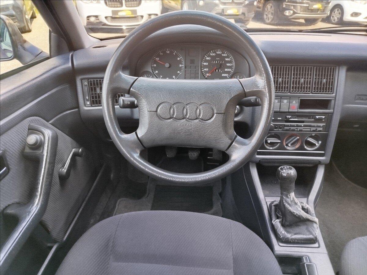 Audi 80
