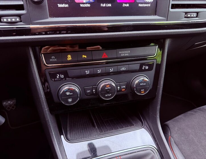 Seat Leon Hatchback 1,4 l 92 kw