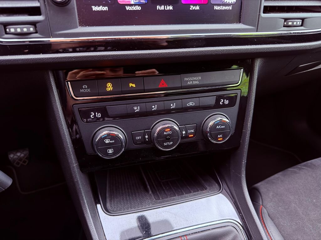 Seat Leon Hatchback 1,4 l 92 kw