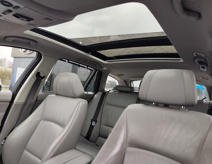 BMW Řada 3 Kombi 3,0 l 170 kw