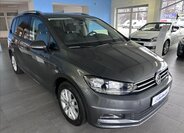Volkswagen Touran 1