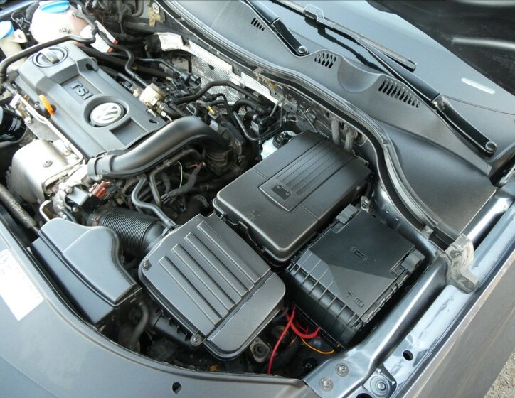 Volkswagen Passat Kombi 1,4 l 90 kw