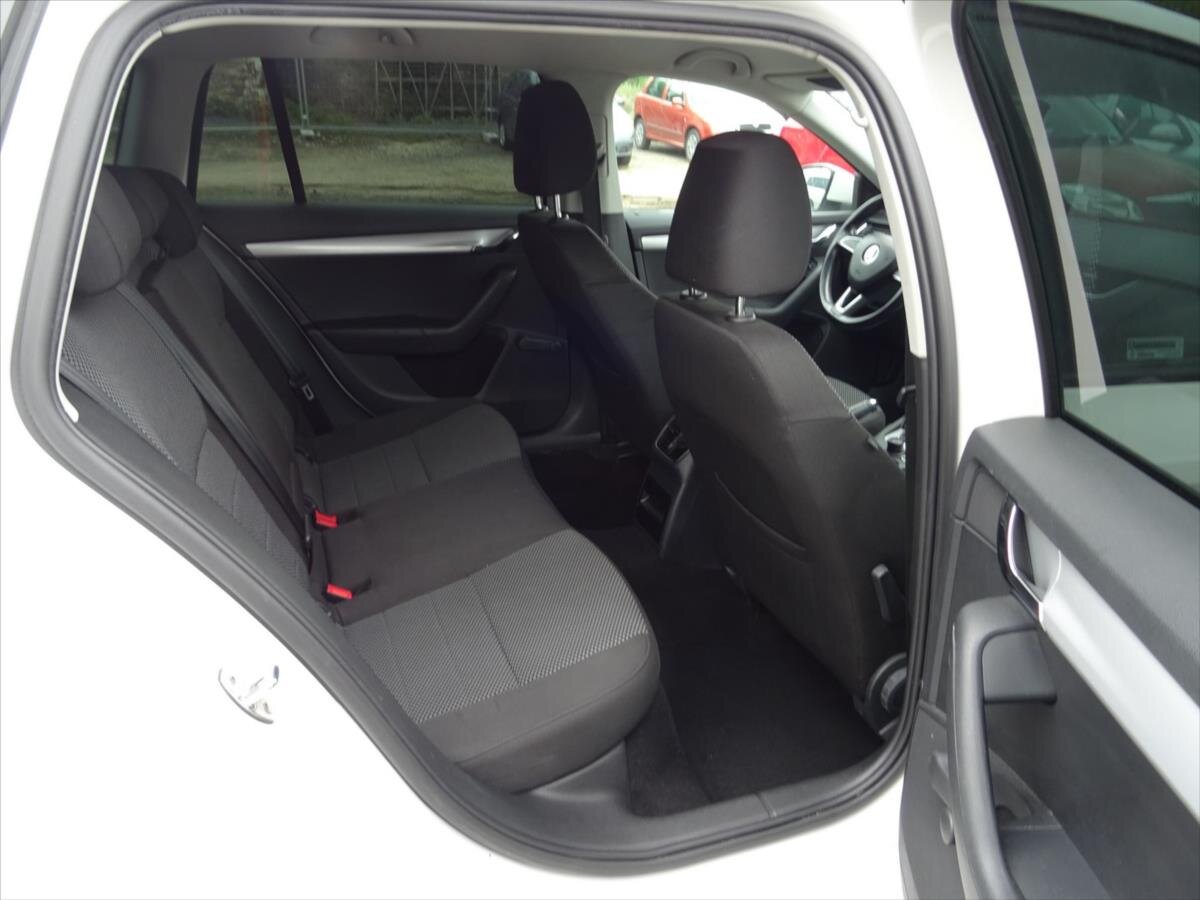 Škoda Octavia Kombi 1,2 l 77 kw