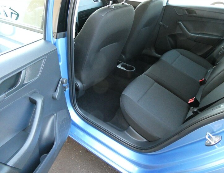 Škoda Rapid Sedan / Limuzína 1,2 l 66 kw