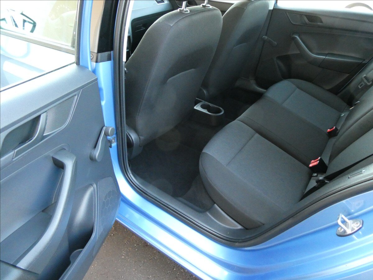 Škoda Rapid Sedan / Limuzína 1,2 l 66 kw