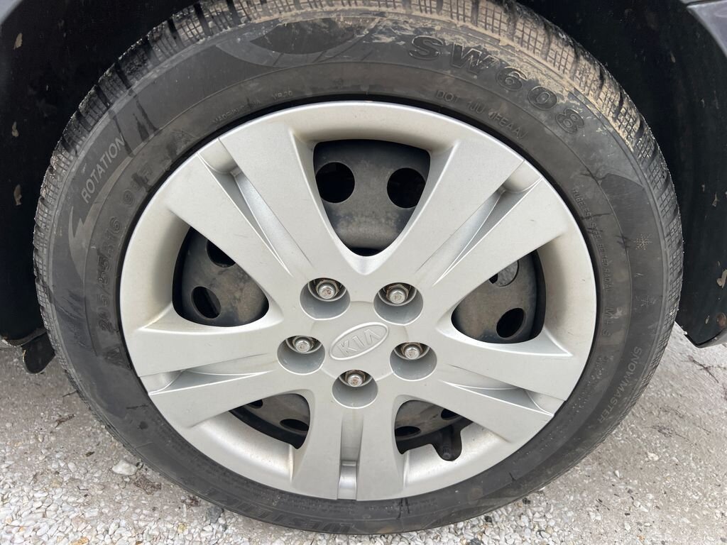 KIA Ostatní Kombi 1,6 l 66 kw