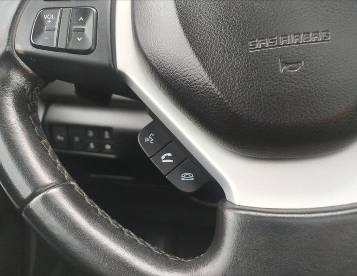 Suzuki SX4 S-Cross SUV / Terénní 1,4 l 103 kw