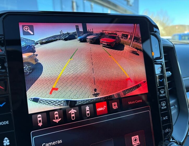 Dodge RAM Pick-up 3,0 l 403 kw