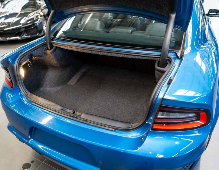 Dodge Charger Sedan 6,4 l 362 kw