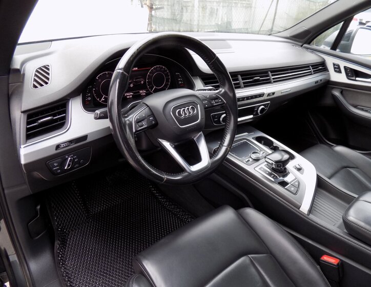 Audi Q7 SUV / Terénní 3,0 l 190 kw