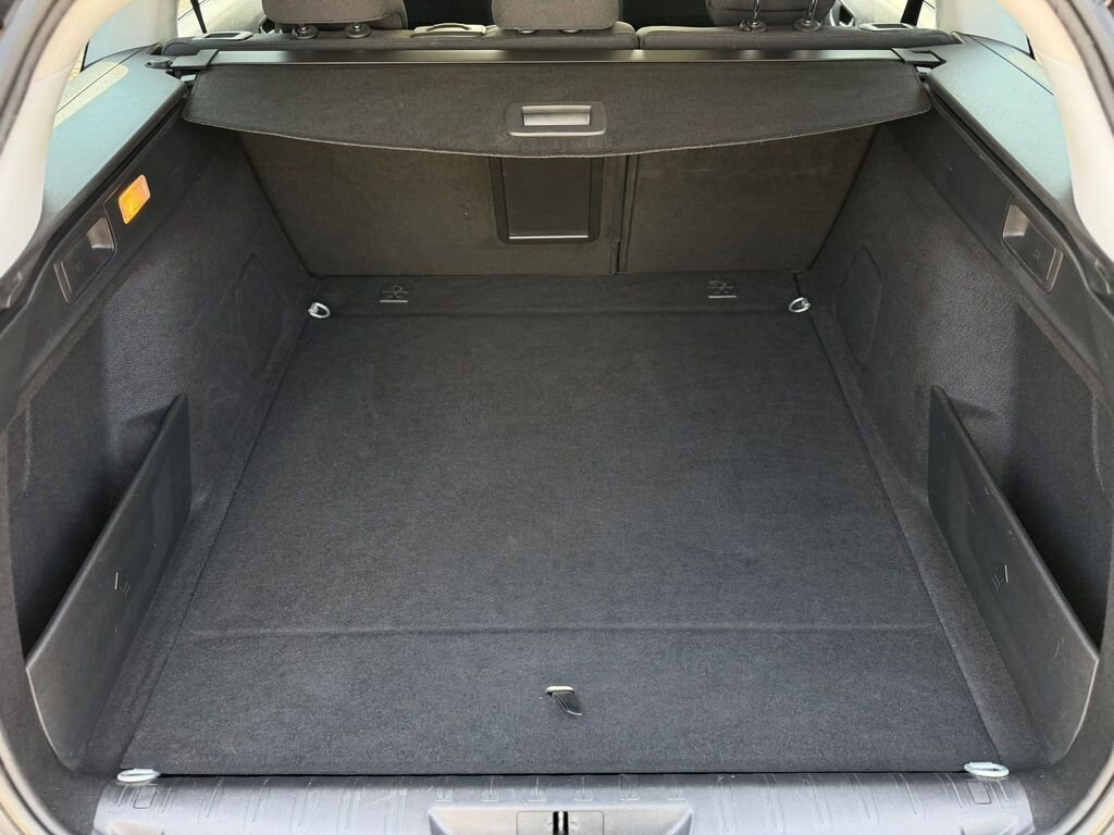 Peugeot 308 Kombi 1,2 l 96 kw