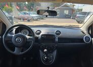 Mazda 2 12
