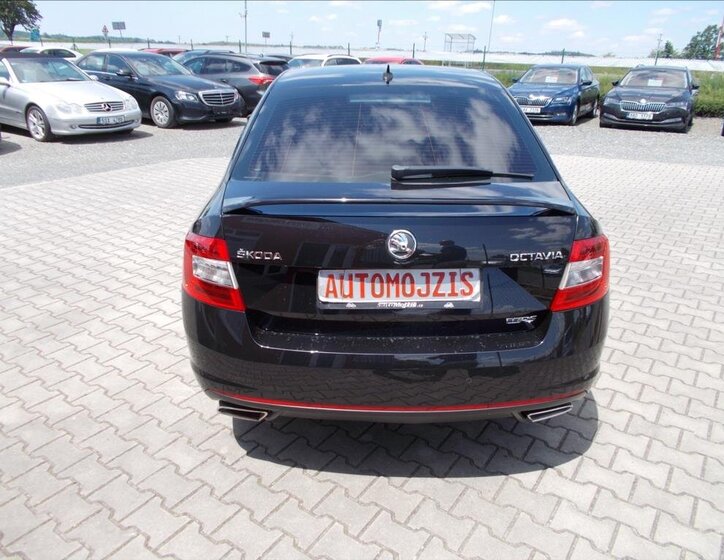 Škoda Octavia Sedan / Limuzína 2,0 l 135 kw