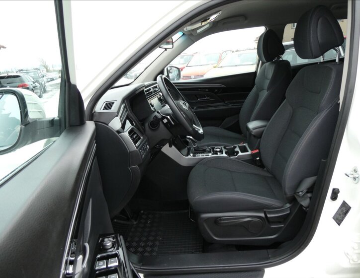 SsangYong Korando SUV 1,5 l 120 kw