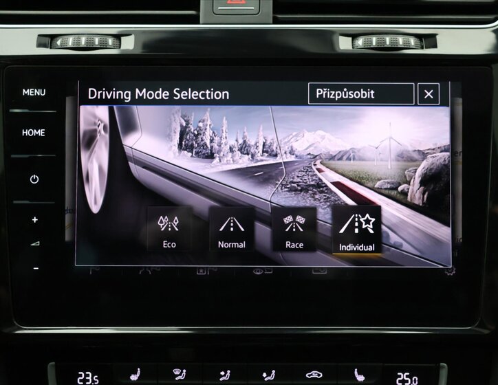 Volkswagen Golf Hatchback 2,0 l 228 kw