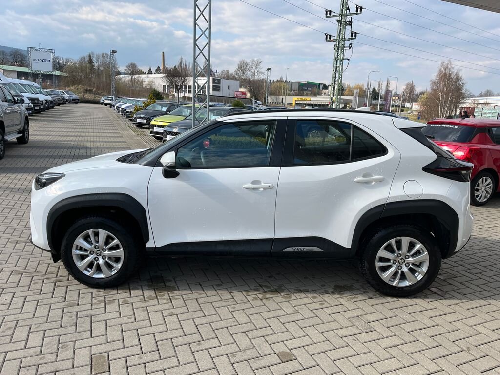 Toyota Yaris Cross SUV / Terénní 1,5 l 68 kw