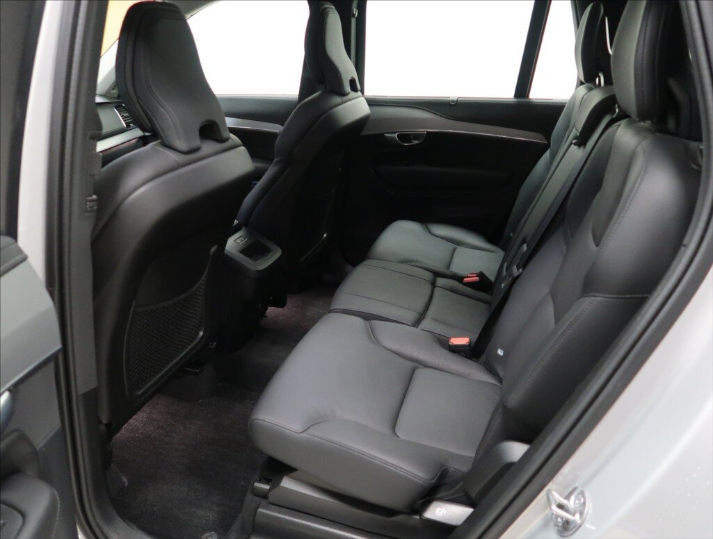 Volvo XC90 SUV 2,0 l 184 kw