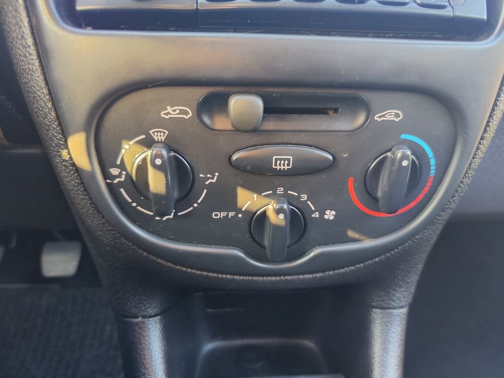 Peugeot 206 Hatchback 1,1 l 44 kw