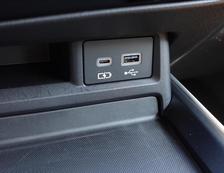 Lexus NX 450h plus 25