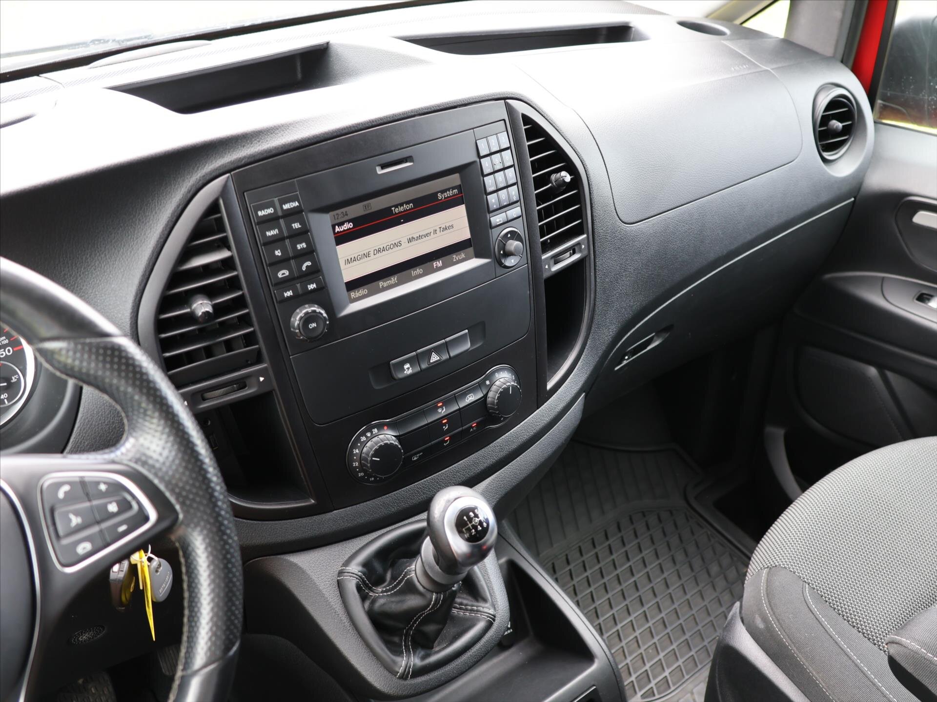 Mercedes-Benz Vito Kombi 2,1 l 100 kw