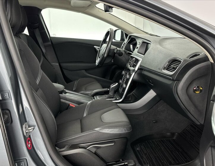 Volvo V40 Hatchback 2,0 l 88 kw