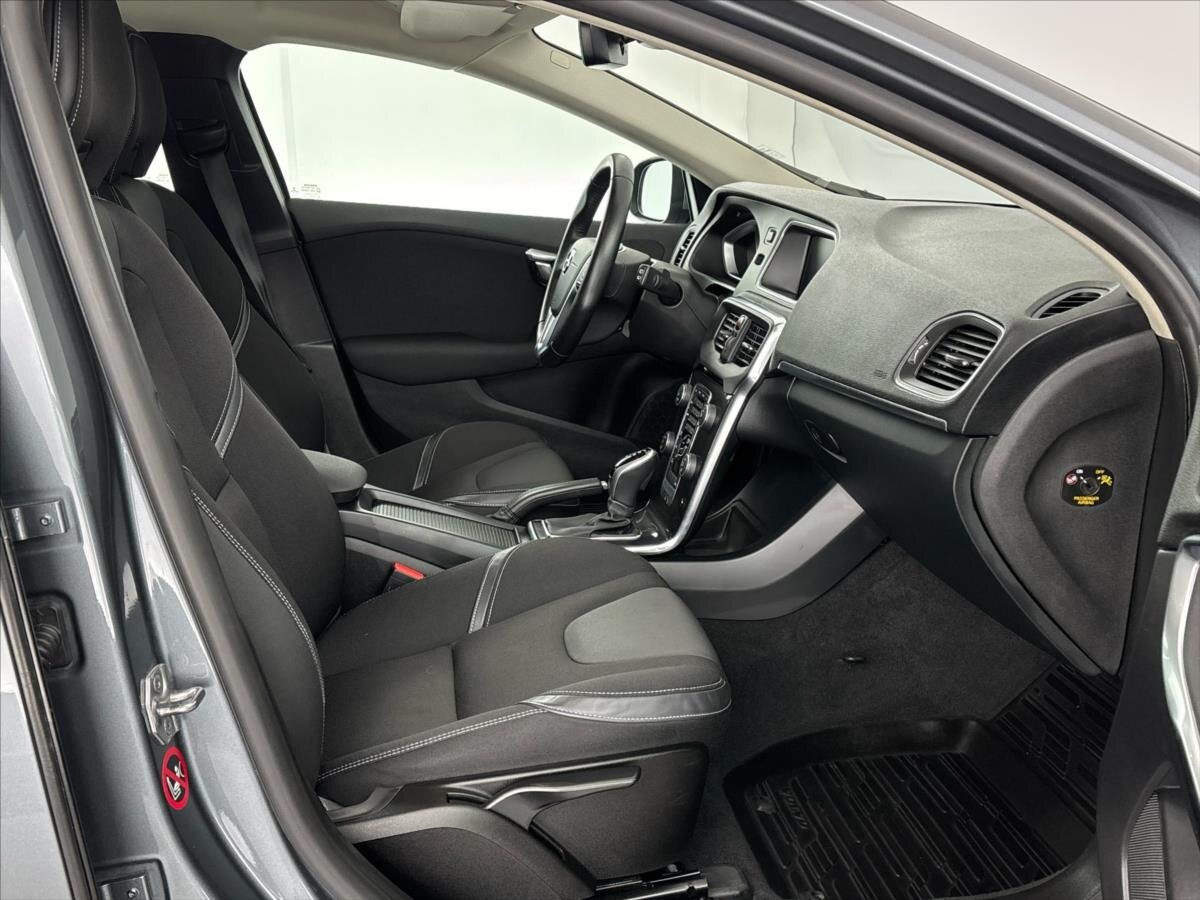 Volvo V40 Hatchback 2,0 l 88 kw