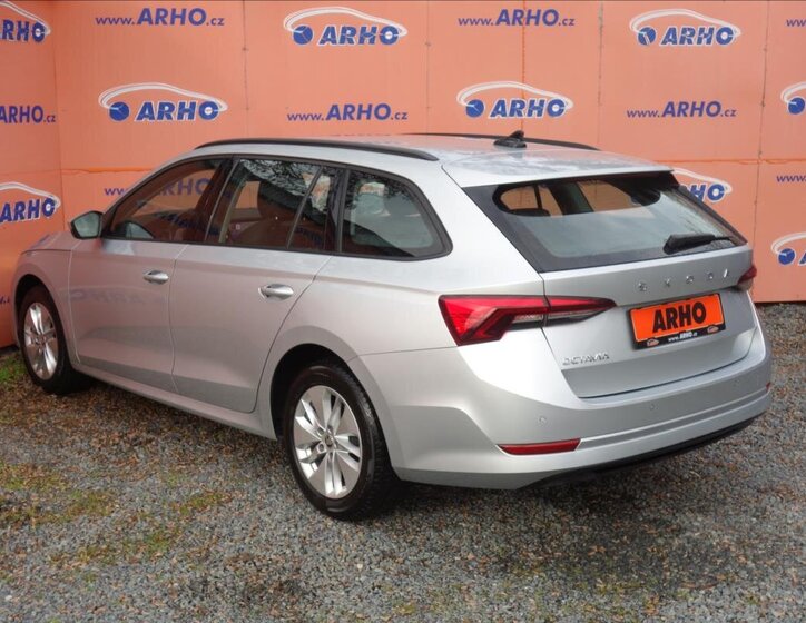 Škoda Octavia Kombi 2,0 l 85 kw