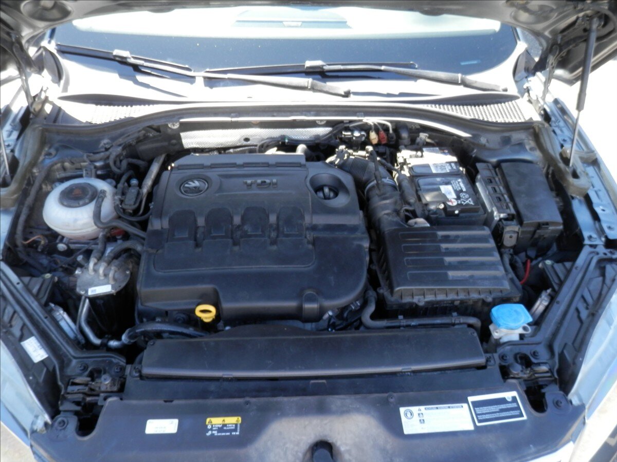 Škoda Superb Kombi 2,0 l 110 kw